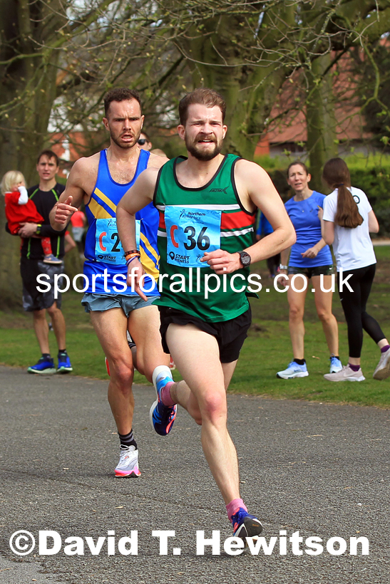 Senior Mens Northern 12 Stage Road Relay, 2022 Northern 12 and 6 Stage Road Relays,  Birkenhead Park, Birkenhead, Wirral.  Photo: David T. Hewitson/Sports for All Pics